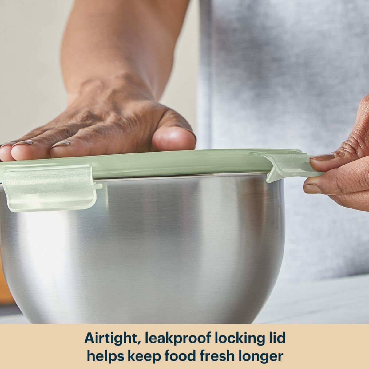 Pyrex? 6-piece Stainless Steel Mixing Bowl Set - Image 3